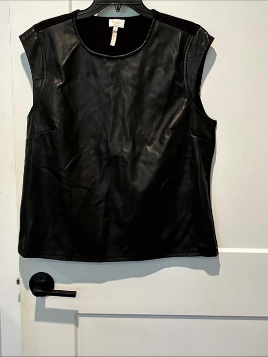 Laundry By Shelli Segal Tops - Laundry By Shelli Segal Black Faux Leather Sleeveless Tank   B31